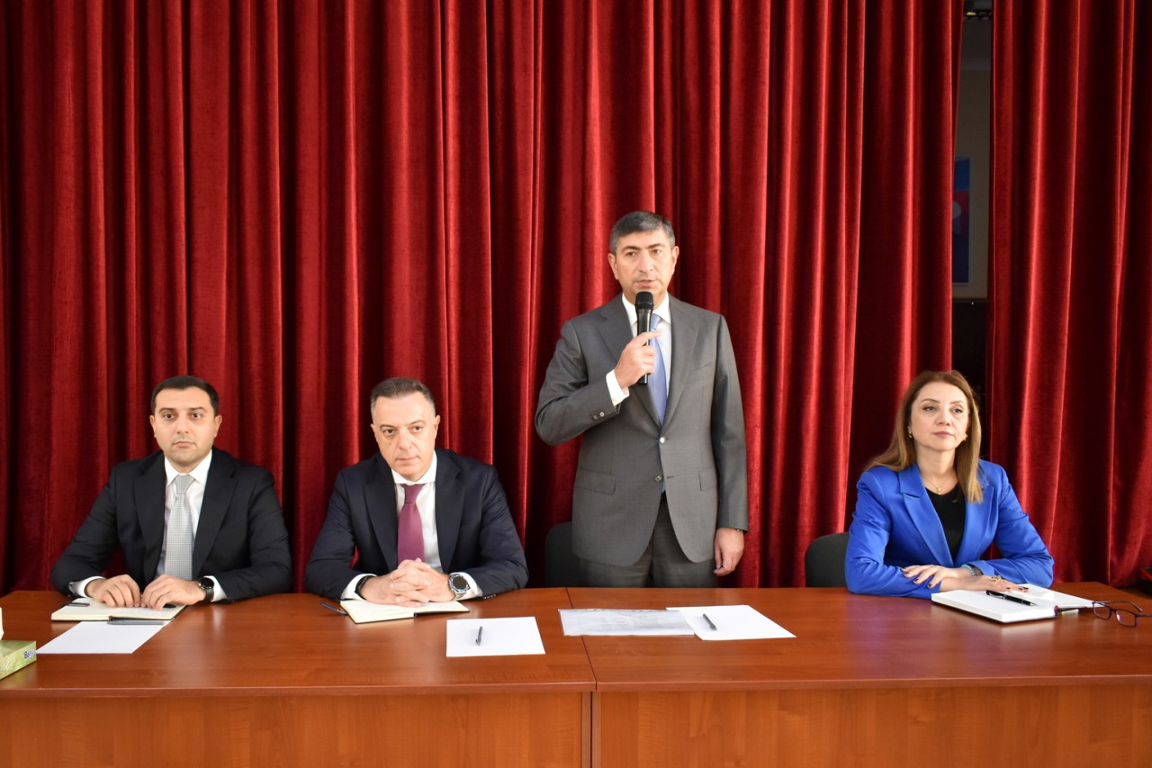 Yasamalın icra başçısı növbəti dəfə sakinlərlə görüşdü - FOTOLAR